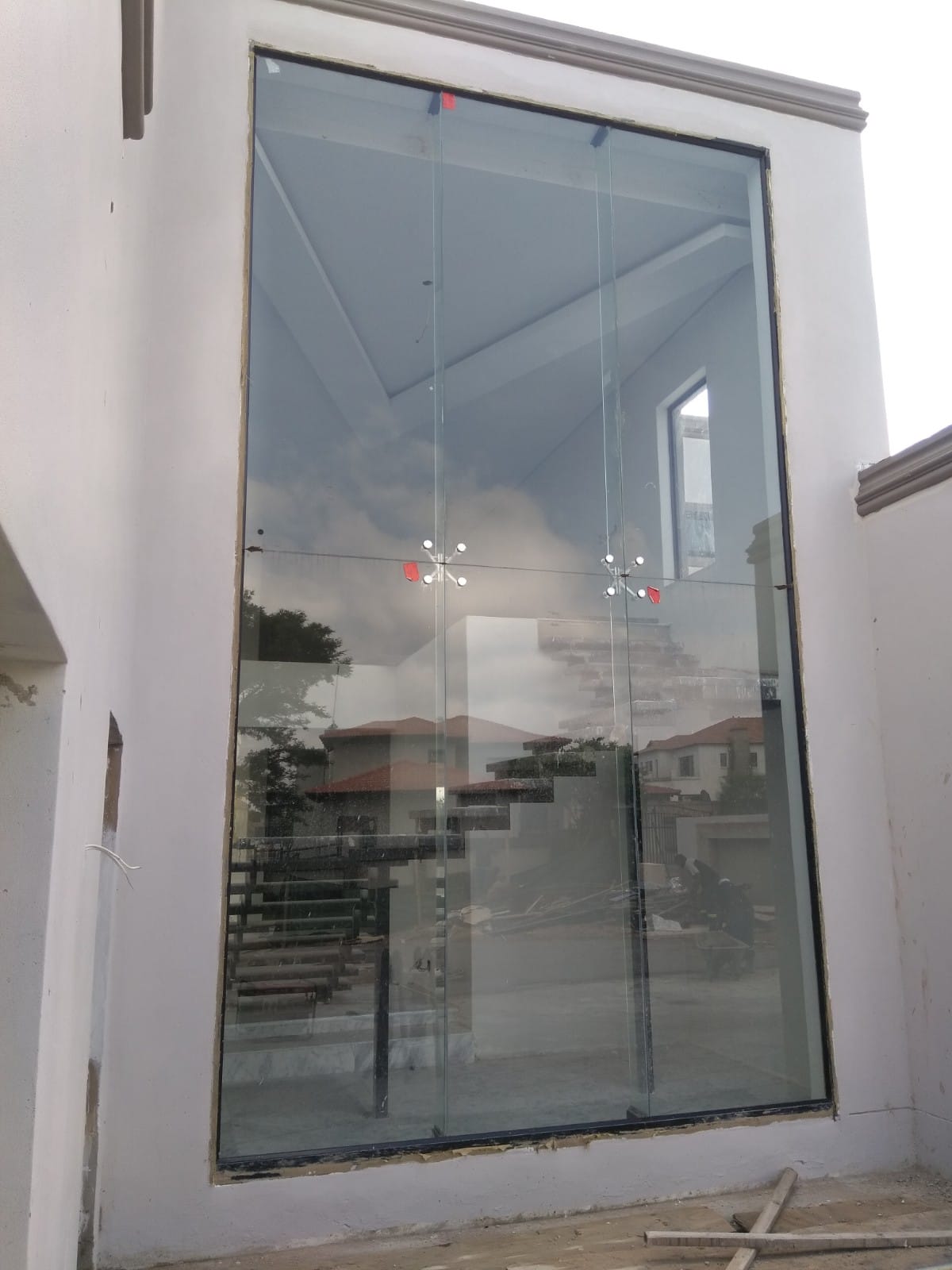 Frameless Glass Showers & Cellars